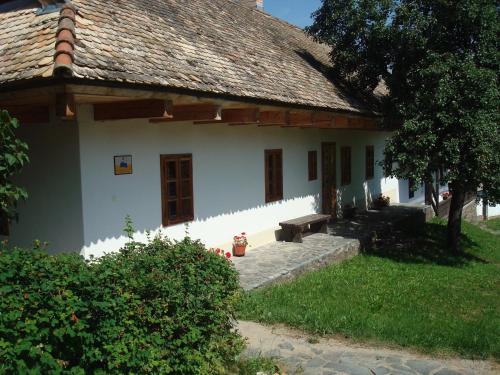 Hollóköves Vendégházak - main image
