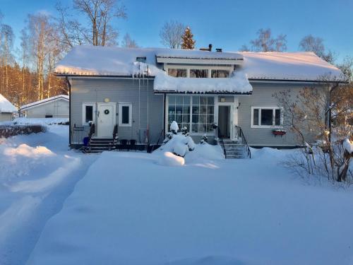 Vista exterior, Petsamo Apartment in Hyvinkää