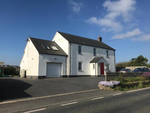 Beautiful Modern House In The Heart Of Gower, , South Wales