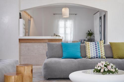 180548682 Parian Boutique Hotel