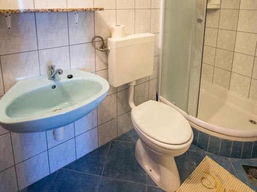  Apartment Å½ile.2 in Starigrad-Paklenica