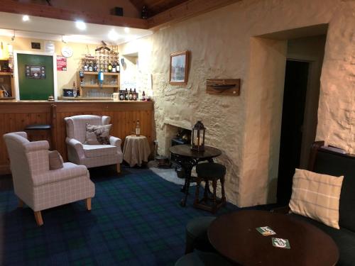 The Shore House - image 8