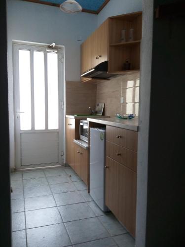 Kitchen, Akropolis Studios in Foinikas