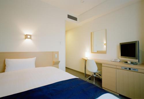 Hotel Urbic Kagoshima Hotel Urbic Kagoshima is a popular choice amongst travelers in Kagoshima, whether exploring or just passing through. The property offers guests a range of services and amenities designed to provide co