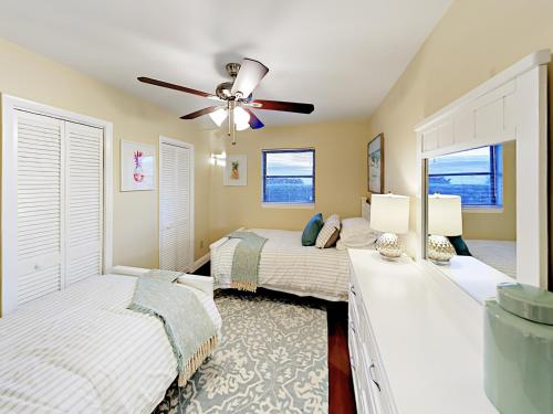 Tequila Canal Home Home - main image