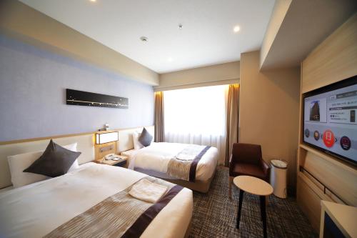 room detail thumbnail 1