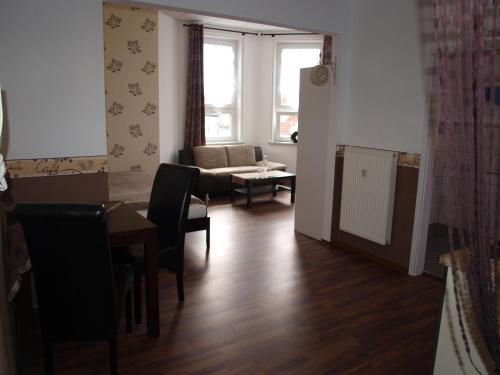 Hotel am Schützenberg - image 5