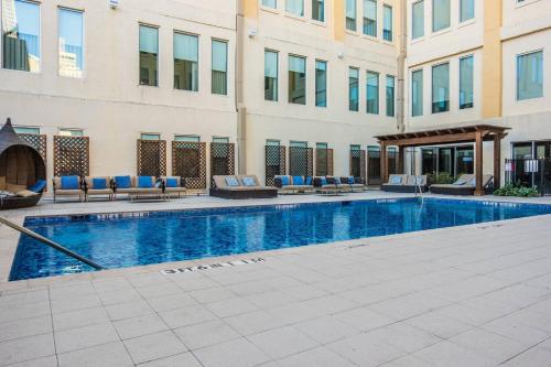 Frontdesk 500 Ervay Downtown Convention Ctr - image 14