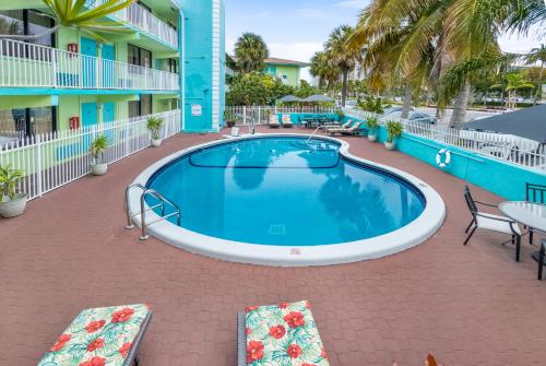 Swimming pool, Ocean Reef Hotel near McDonald's 4032 North Ocean Boulevard