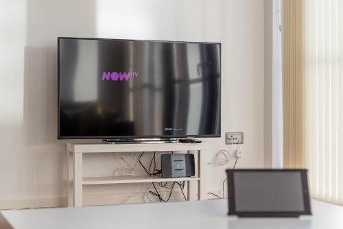 Business Executive Suite - image 4