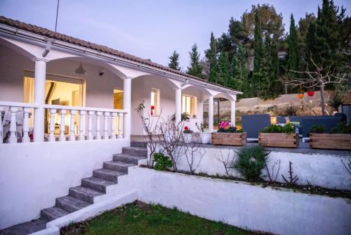 Jewel Home
