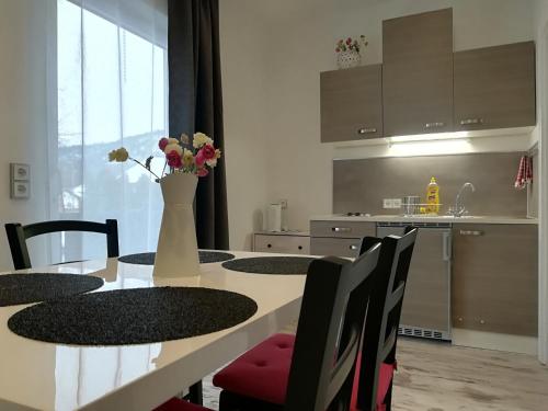LA Boutique House 5