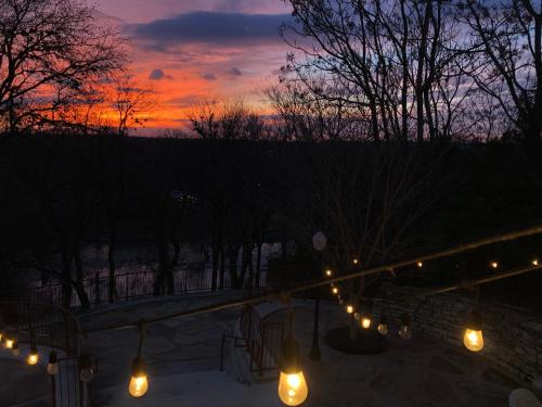 Gruene River Hotel & Retreat