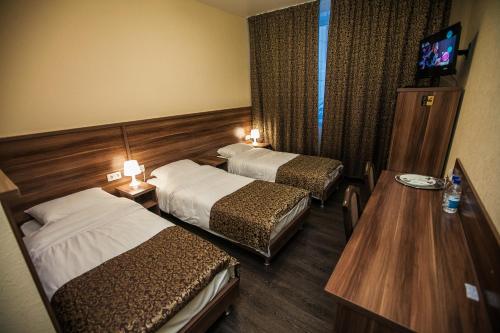 Fox Hotel Set in a prime location of Barnaul, Fox Hotel puts everything the city has to offer just outside your doorstep. Both business travelers and tourists can enjoy the propertys facilities and services. S