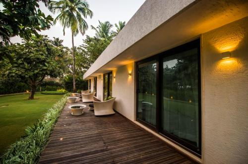 Facilities, Planet Hollywood Beach Resort Goa in South Goa