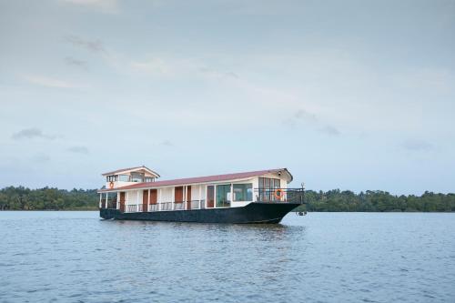 Charter by DAE - Luxury River Cruise