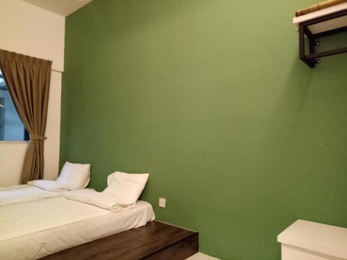 NATURE @ FOREST CAMERON 15 NATURE @ FOREST CAMERON 15