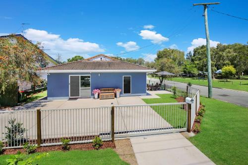 Booker Pde 34, Unit 2 - Pet Friendly -