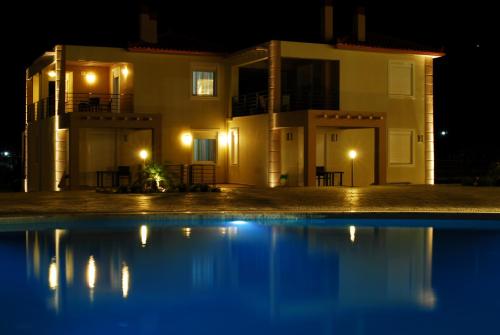 Antonios Village Hotel & Apartments