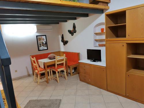  Lina's 1st Floor in Gaeta