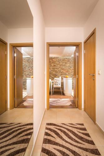 Stylish and cosy apartment near Alexander Nevsky, Sofia (Foto 8)