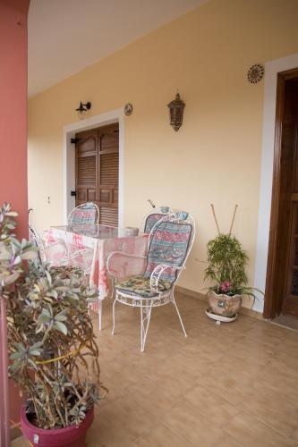  Mama's house in Ássos