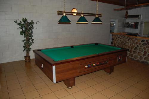 Inter-Bar-Motel