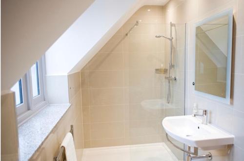 Rutland Water Courtyard Rooms photo