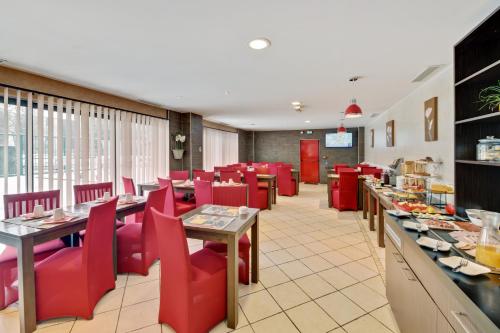 ห้องจัดเลี้ยง, HOTEL RESTAURANT PARIS PACIFIC PARIS-VILLEJUIF- PRES DU METRO L'HAY LES ROSES LIGNE 14 - Direct PARI in วีลจีฟ