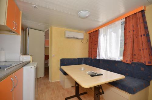 Arena Tasalera Mobile Homes – Premantura, IA