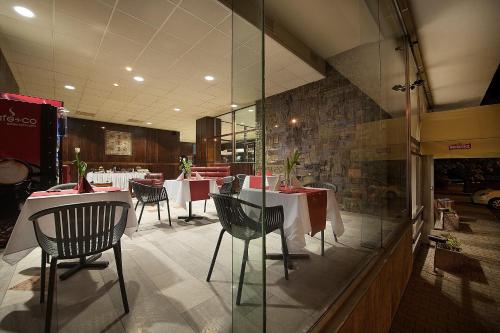 Hotel Kladno - image 2