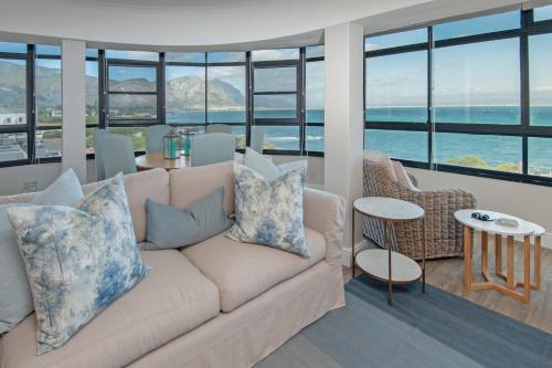 The Sun, Whales & Waves - Seafront Apartment, Hermanus (foto 8)