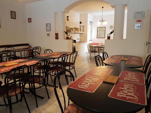 บริการและสิ่งอำนวยความสะดวก, Fertodi Kuria Vendeghaz in เฟอร์ตอด