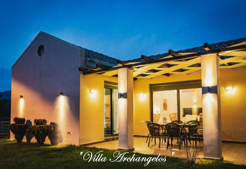  Villa Archangelos in Archángelos