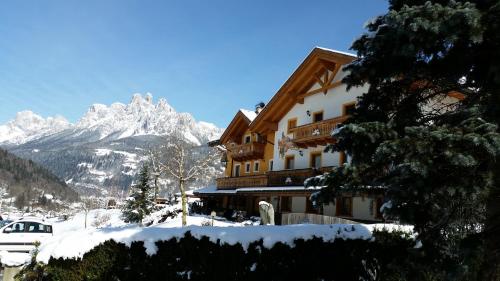 Hotel El Mondin - Fiera di Primiero