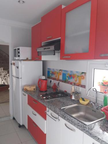 studio cosy au lac 1 en face du Movenpick Hotel photo 4