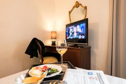 Grand Hotel Italia - image 14