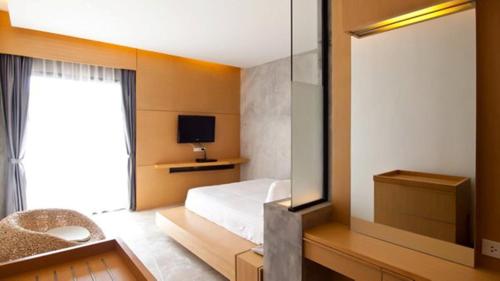 room detail thumbnail 0