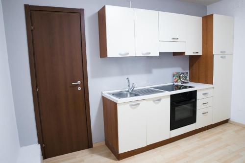 Vittoria Guest House Salerno - main image