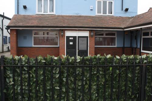 Vista exterior, Xtasia Adult Hotel - Adults Only in West Bromwich