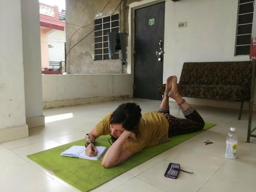 Nadya Homestay For Female & family