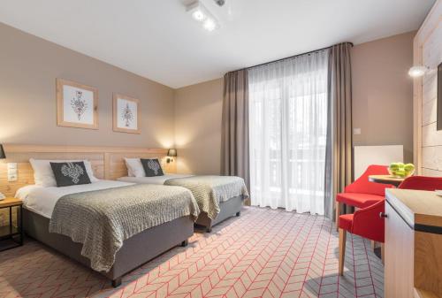 Double or Twin Room image 3
