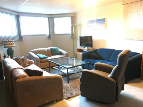 Two-Bedroom Suite