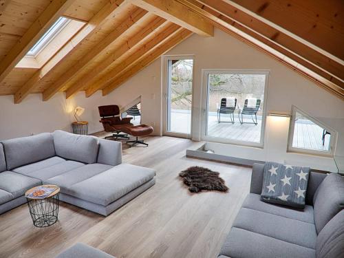  Swiss Lake Lodge in Noville