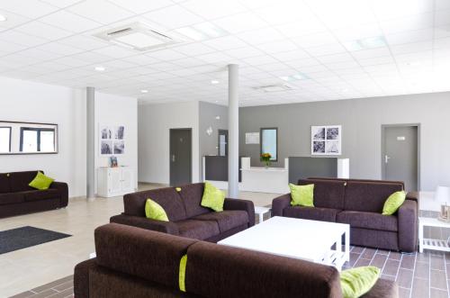 Résidence Néméa Le Domaine des Mauriers - image 10