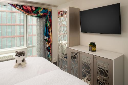 room detail thumbnail 1