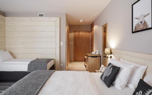 Triple Room image 5