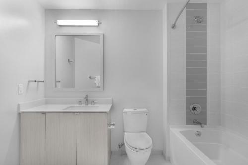 Global Luxury Suites Crystal City in Arlington, USA