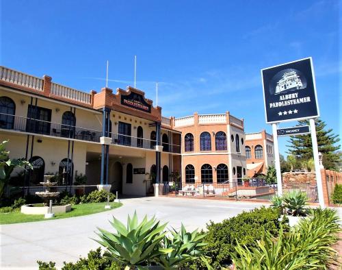 Albury Paddlesteamer Motel - Accommodation - Albury