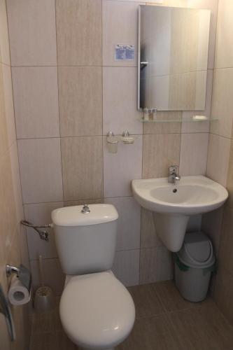 Triple Room image 8